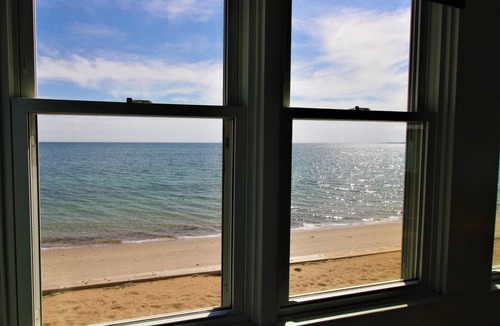 North Truro Cottage | Water Front Days Cottage #2 (2257)