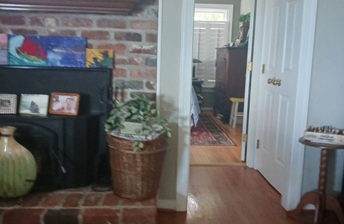 Deltaville House | WATER FRONT fully furnished 3-bedroom house. Short term of 1 to 4 months