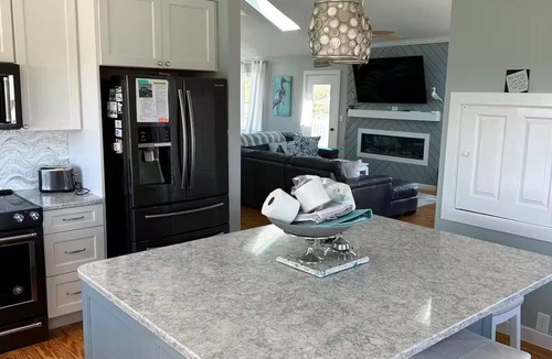 Nags Head House | Water Front Luxury, Fisherman/Boaters Dream - TIKI Bar, New Kitchen, Firepit.