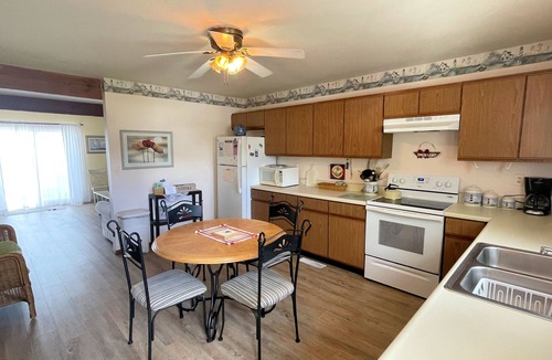 Deep Hole House | Water's Edge - Water Front/Access - Townhouse with community pier, NO LINENS