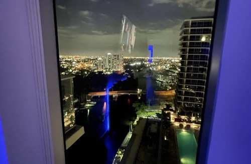Allapattah Apartment | Water View luxury two bedroom condo