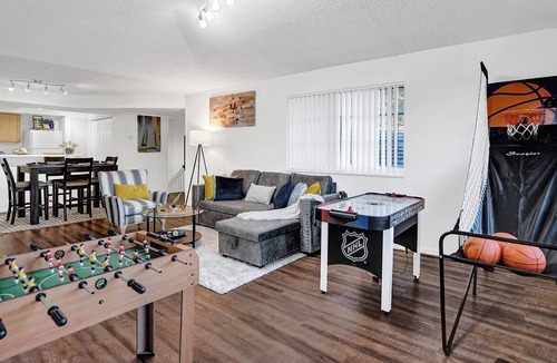 Fort Lauderdale Villa | Waterfront 2B Villa| Quaint & Fun-filled| Near Beach, Airport
