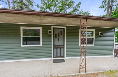 Holderness House | Waterfront 3 bed/3 bath on Squam (#1)