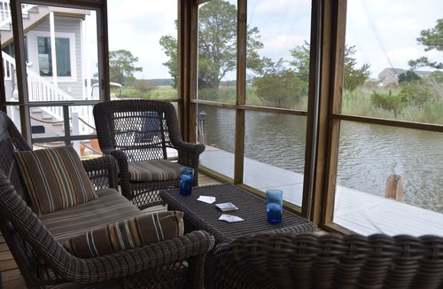Selbyville House | Waterfront, 3 Bedroom Home in Quiet, Canal Community, 10 Mins from Ocean City MD