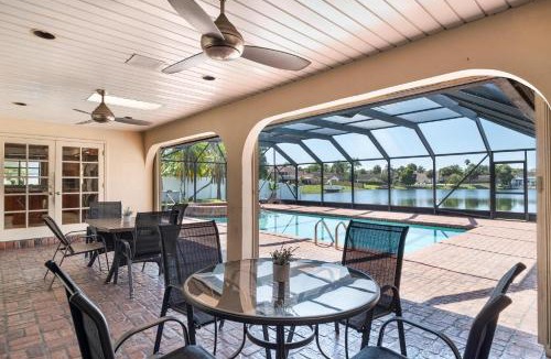 Tamarac House | Waterfront 5BR Home with Game room Pool Sleeps 10