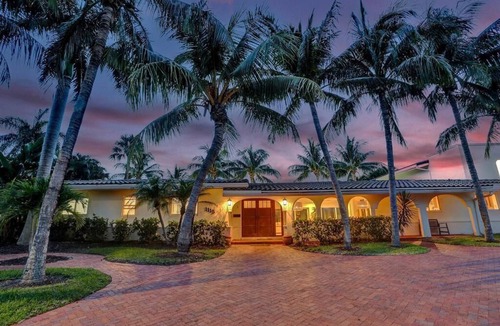 Deerfield Beach Villa | Waterfront 6BR Heated Pool Jacuzzi Close To Beach