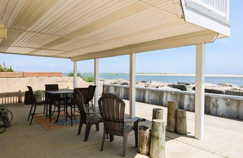 Anglesea Condo | Waterfront! Amazing Panoramic Ocean Views! Cozy Condo Cottage!