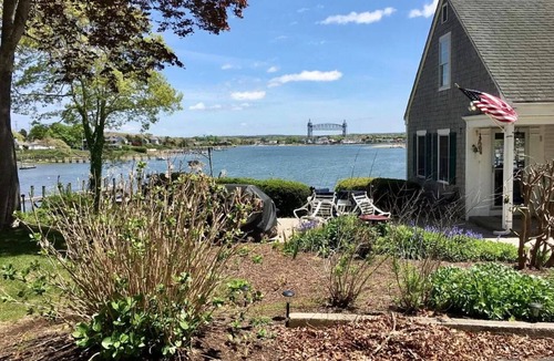 Buzzards Bay House | Waterfront Buzzard's Bay Home - Near FIFA World Cup 2026