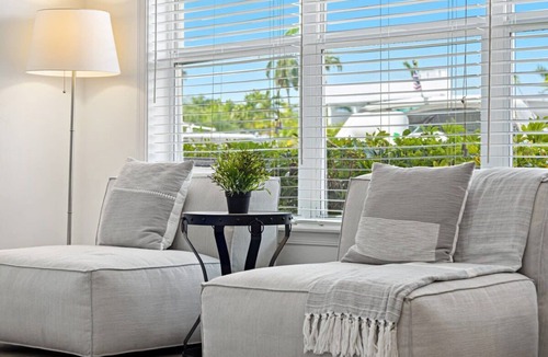 Hendricks and Venice Isles Apartment | Waterfront Condo Near Las Olas and Beach
