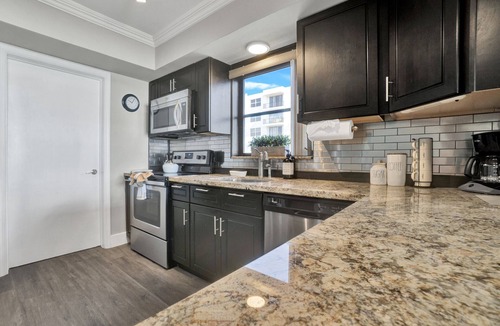 Lantana Condo | Waterfront condo & boat dock at the Heart of Palm Beach