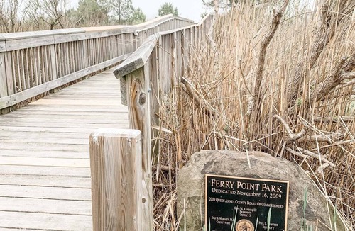 Kent Narrows Condo | Waterfront condo. Completely renovated. Walk to Kent Island's best places