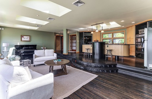 Lake View House | Waterfront Deck | Canada Sunset | Western New York