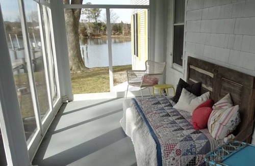 Royal Oak House | Waterfront Family Home, Pool, Poolhouse, Zip Line, Hot Tub, Trampoline.