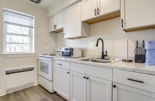 Cambridge Apartment | Waterfront Gem < 1 Mi to Dtwn Cambridge!