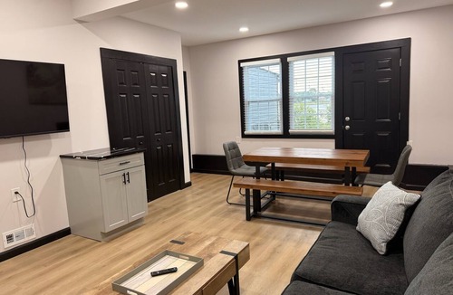 Norfolk House | Waterfront Home Near Virginia Beach -Sleeps 16+