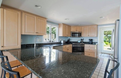 West Dennis House | Waterfront home on Grand Cove w/AC and 3 kayaks