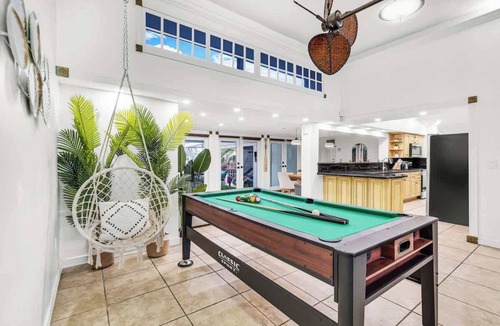 Ojus House | Waterfront Jungle House, Heated, Kayaks & Sunset
