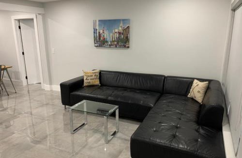 Fort Lauderdale Villa | waterfront lake Hollywood hard rock Airport