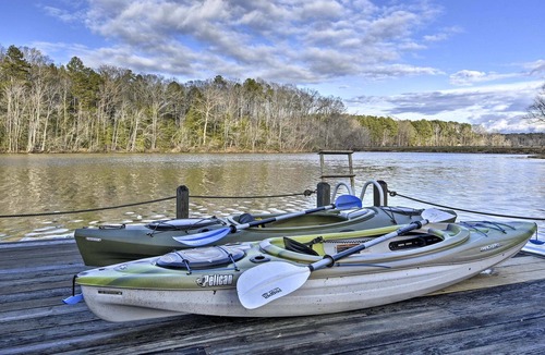 Wise House | Waterfront Lodge on Lake Gaston: Swim + Fish!