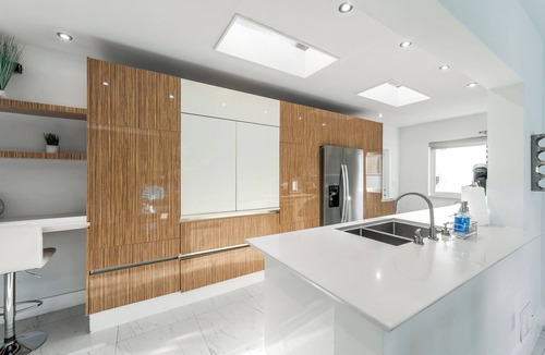 Ojus House | Waterfront Modern & Amazing Ambiance! Heated Pool with Great Location!