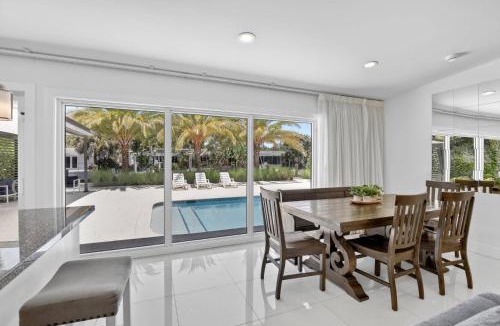 Riverside Park House | Waterfront Oasis with Private Pool