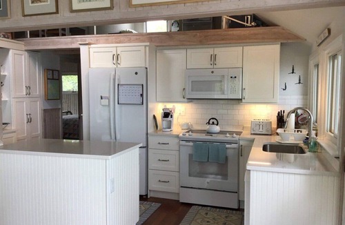 Brewster Cottage | Waterfront on Long Pond and Black Pond!