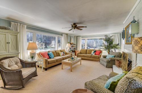 Reedville House | Waterfront Reedville Retreat w/Hot Tub + Dock