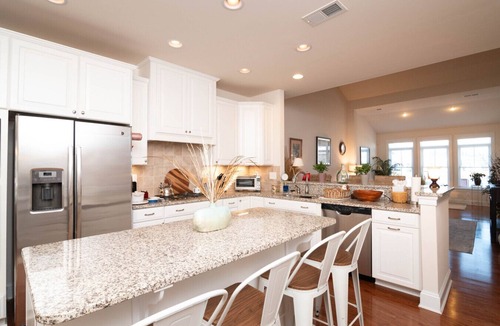 Sun Ridge House | Waterfront Resort | Community Amenities | Sleeps 13