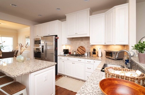Sun Ridge House | Waterfront Resort | Community Amenities | Sleeps 13