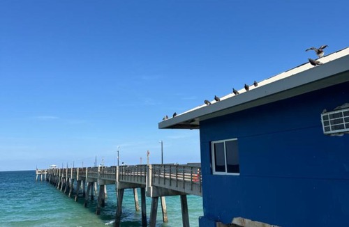 Melaleuca Gardens House | Waterfront Retreat Home Dania Beach