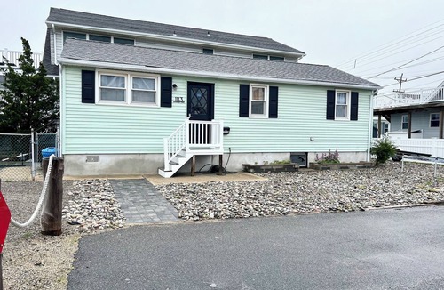 North Wildwood House | Waterfront Single family ranch home in North Wildwood! Beautiful Sunsets!