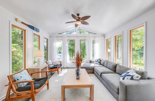Urbanna House | Waterfront Urbanna Home w/Private Dock