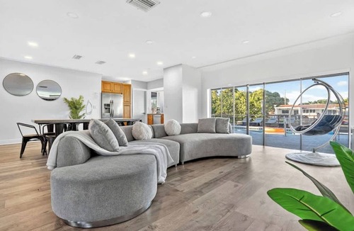 Ojus House | Waterfront Villa 5 min Aventura Cool Amenities