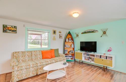 Rileyville Apartment | Waterfront Virginia Retreat w/Canoe, Pets Welcome