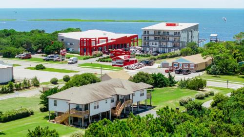 Waves Apartment | Watermen's Cabana 2A - 3-Bed, 2-Bath Apartment - Walk To BEACH Access & PET Friendly!