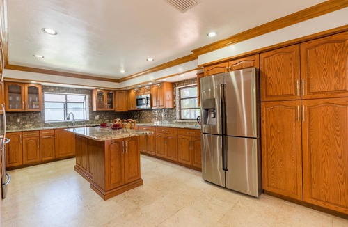 Tamarac House | Waters Edge Manor | Lake View + Pool!