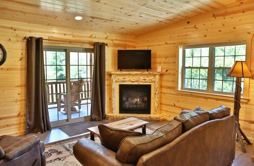 Millersburg Apartment | Waterview Lodge Suite in Ohio's Amish Country