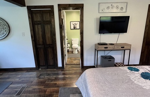 Gap Mills House | Way Up Acres and Lodging