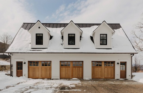 Tyringham House | Welcome to Morningside! A private and luxurious Berkshire escape.