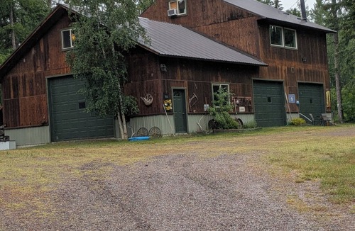 Columbia Falls House | Welcome to The Ponderosa!