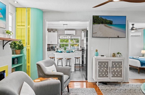 Middle River Terrace House | Welcome to the Bohemian, a Heated Salt-Water Tropical Pool Home!