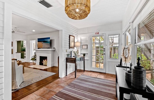 Colee Hammock House | Welcome to Victoria's Park Best Kept Secret, The Hideaway!!!