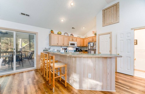 Monteray Shores House | Well appointed OBX beach house with access to community pool and tennis courts