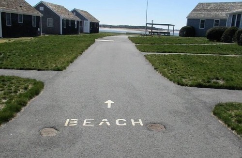 Wellfleet Cottage | Wellfleet Seashore Vacation Cottage (1665)