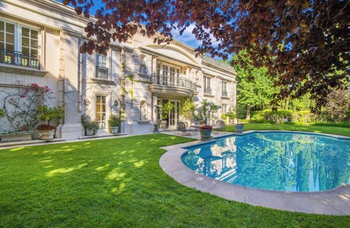 Beverly Hills House | Wendover Mansion - 6BR Neoclassical BH Retreat w/Pool, Near Rodeo