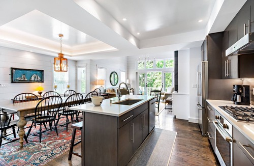 Provincetown House | West End home comfortably sleeping 6 guests,