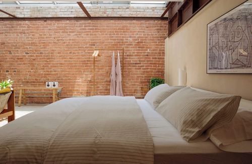 West Hollywood Bed & Breakfast | West Hollywood Loft: City Views & Modern Style