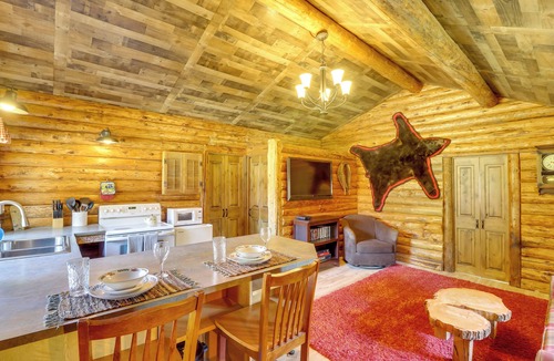 Rexford Cabin | West Kootenai Cabin in Amish Country!