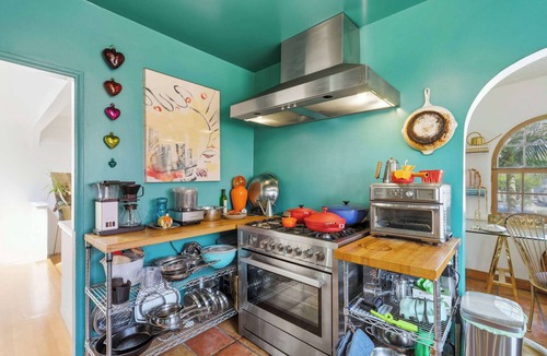 Palms House | West LA 3BR Bungalow | Garden + Fireplace | C&C
