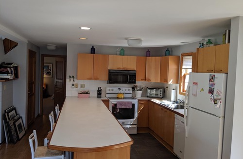 West Tisbury House | WEST TISBURY QUIET CLOSE TO TOWN AND BEACH